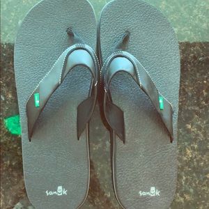 Sanuk flip flops. Brand  new. Never worn. No tags